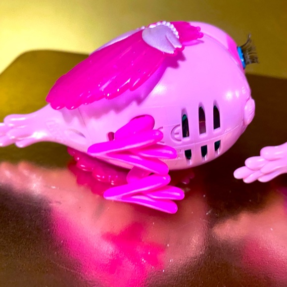 LITTLE LIVE PETS LIL’ BIRD PRINCESS POLLY & TIARA TWEETS THEY TWEET & MOVE HEADS - Picture 11 of 11